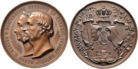 Sachsen-Coburg-Gotha. Ernst II. 1844-1893. Bronzemedaille 1892 von A. Schwerdt, auf die Goldene Hochzeit mit Alexandrine von Baden. Beide Büsten nach ...