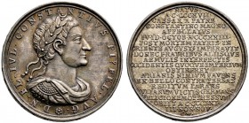 Medailleure. Wermuth, Christian (1661-1739). Silberne Suitenmedaille o.J. auf den römischen Kaiser Constantius II. (335-361). Dessen Brustbild mit Dia...