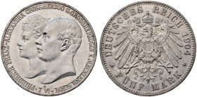 Silbermünzen des Kaiserreiches. MECKLENBURG-SCHWERIN. Friedrich Franz IV. 1897-1918. 5 Mark 1904 A. Hochzeit. J. 87.
 feine Tönung, winzige Randfehle...