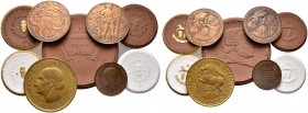 Lots. Über 35 Stücke: Diverse Kleinmünzen aus dem Kaiserreich und der Inflationszeit sowie verschiedene Notmünzen (Aachen, Coblenz, Kempen), 10.000 Ma...