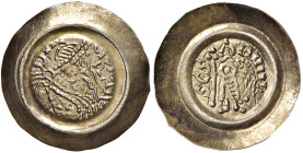 PAVIA Liutprando Re dei Longobardi (712-744) Tremisse - MIR 800 AU (g 1,09) RR Ottimo esemplare. Excellent specimen.
SPL