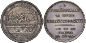 Medaglia 1796 Passaggio del Po, dell'Adda e del Mincio D/ Un generale francese a cavallo, con la spada sguainata, passa il ponte di Lodi alla testa di...