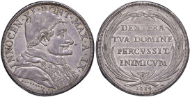 Innocenzo XI (1676-1689) Piastra 1684 an. IX - Munt. 31 AG (g 31,98) R Nonostante qualcuno la cataloghi come comune, in realtà questa moneta, con data...