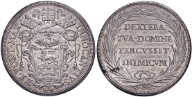 Innocenzo XI (1676-1689) Piastra 1684 - Munt. 28 AG (g 31,98) Minima screpolatura di conio al R/, ma stupendo esemplare in altissima qualità. Minor di...