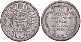 Innocenzo XI (1676-1689) Testone 1685 an. IX - Munt. 103 AG (g 9,14) R
M.di SPL