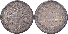 Clemente XI (1700-1721) Testone an. XII - Munt. 69 (g 9,14) AG RR Moneta in realtà molto più rara da reperirsi di quanto non indichino certi cataloghi...
