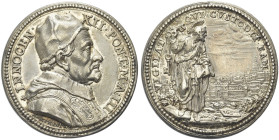 ROMA. Innocenzo XII (Antonio Pignatelli), 1691-1700 
Medaglia 1694 a. III opus G. Hamerani. Ag gr. 20,13 mm 35,00 Dr. INNOCEN - XII PONT M A III. Bus...