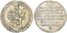 BOLOGNA. Clemente VII (Giulio de’Medici), 1523-1534 
Lira della carestia 1529. Ag gr. 11,50 Dr. COGENTE INOPIA - REI FRVMENTARIE. Busto di San Petron...