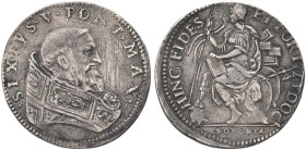 BOLOGNA. Sisto V (Felice Peretti), 1585-1590 
Testone. Ag gr. 9,80 Dr. SIXTVS V PONT MAX. Busto a d., con piviale ornato. Rv. HINC FIDES - ET FORTITV...