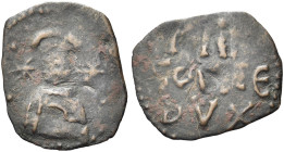 SALERNO. Mansone (Viceduca di Amalfi), 1077- 1096 ca 
Follaro. Æ gr. 1,83 Dr. Busto frontale corazzato; ai lati, stelle. Rv. MAN / SO VICE / DVX. Isc...