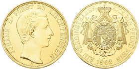 LIECHTENSTEIN. Giovanni II, 1858-1929 
Vereinstaler 1862 A . Au gr. 29,43 Dr. Testa nuda a d. Rv. Stemma coronato entro padiglione. Divo p. 144. Schl...