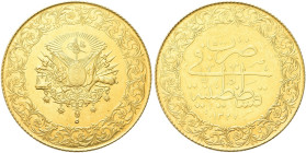 TURCHIA. Muhammed V, 1909-1918 
500 Kurush, Costantinopoli AH 1327 (1913). Au gr. 34,80 .Rv. Toughra raggiante; sotto, trofeo di armi, tutto entro co...