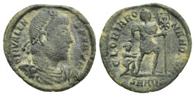 Valens (364-378). Æ (18mm, 2.2 g). Aquileia, 364-367. Diademed, draped and cuirassed bust r. R/ Emperor walking r., head l., dragging bound captive an...
