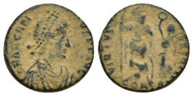 Arcadius (383-408), Follis (16mm, 2.7 g) 395-401, Constantinople diademed and draped bust right. Rev. Emperor standing facing, head right, spear in ri...