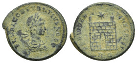 Constantius II (18mm, 3.5 g); Obv: CONSTANTINVS IVN NOB C, laureate and cuirassed bust r. / Rev: PROVIDEN - TIAE CAESS, camp gate, two turrets, star a...
