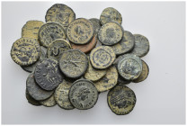 Mixed lot 3 pieces SOLD AS SEEN NO RETURNS.