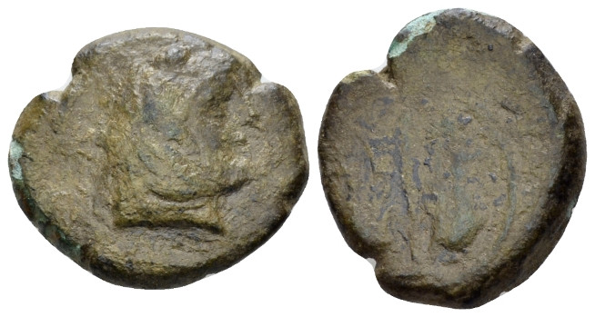 Etruria, Vetulonia Uncia III century BC, Æ 20.00 mm., 5.24 g.
Head of Nethuns r...