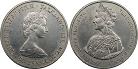 Weltmünzen und Medaillen, Falklandinseln / Falkland islands. 80. Geburtstag von Königinmutter. 50 Pence 1980. Kupfer-Nickel. KM 15. Fast Stempelglanz...