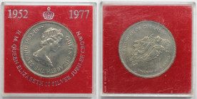 Weltmünzen und Medaillen, Guernsey. 25 Jahre - Regentschaft von Königin Elizabeth II. 25 Pence 1977. Kupfer-Nickel. KM 31. Stempelglanz. Original Box...