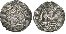 Acuñado entre el 1277 a 1281 d C. Alfonso X (1252-1284). Sevilla. Dinero de la segunda guerra de Granada. S. Ve. 0,83 g. Bella.. EBC-. Est.110.