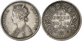 1885. India británica. Victoria. 1 rupia. (Kr. 492). 11,59 g. AG. MBC.