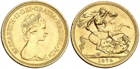 1974. Inglaterra. Isabel II. 1 libra. (Fr. 418). 8 g. AU. S/C.