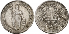 1832. Perú. Lima. MM. 8 reales. (Kr. 142.3). 26,71 g. AG. MBC+.