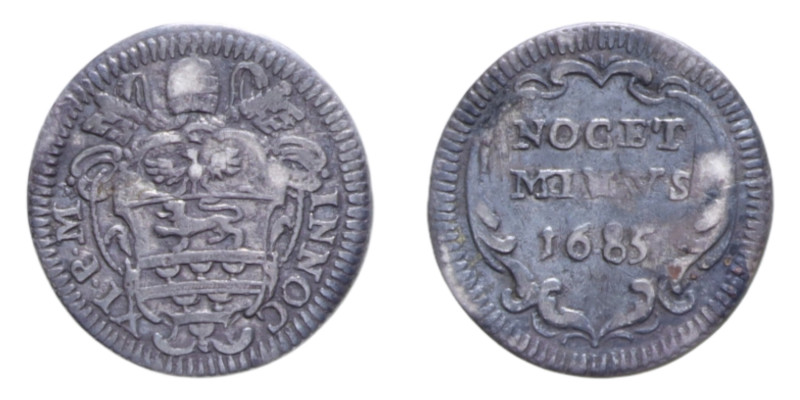ROMA INNOCENZO XI (1676-1689) MEZZO GROSSO 1685 R AG. 0,68 GR. BB