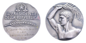 MEDAGLIA MODENA 1956 5° RADUNO NAZIONALE AL GRAPPA IL PRESIDENTE DELLA REPUBBLICA AE. ARGENTATO 65,21 GR. 50 MM. BB-SPL (COLPI)