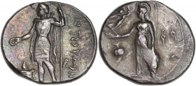Pamphylie, Sidé - Statère (350-306 avant JC)
A/ Athéna nicéphore debout à gauche.
R/ Apollon Sidetes vêtu d'un chiton et tourné à gauche.

Argent - 10...