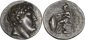 Mysie, Pergame, Eumènes Ier - Tétradrachme, groupe III (263-241 avant JC)
A/ Tête laurée de Philétaire à droite.
R/ Athéna assise à gauche.

Argent - ...