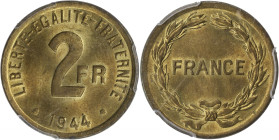France Libre - 2 francs 1944
Coque PCGS : 17292578

Bronze-alu - 8,15 grs - 27 mm
F.271-1 / G.537
SPL+ / MS64

Monnaie gradée par PCGS en MS64. Superb...