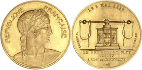 France, Visite du Président René Coty à la Monnaie de Paris - Médaille or par Delannoy 5 mai 1955
Poinçon 1 corne d'abondance

Or - 8,50 grs - 23 mm
M...