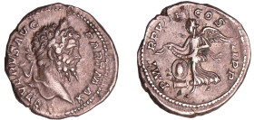 Sèptime Sévère - Denier (200, Rome) - La Victoire
A/ SEVERVS AVG PART MAX Buste lauré à droite. 
R/ P M TR P VIII COS II P P La Victoire volant à ga...