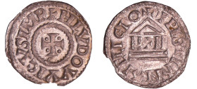 Louis 1er Le Pieux (814-840) - Denier au temple
A/ + HLVDOVVICVS IMP. Croix cantonnée de quatre globules. 
R/ + XPISTIANA RELIGIO. Temple sur deux d...