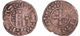 Philippe 1er (1060-1108) - Denier d'Orléans 1er type
A/ + PHILIPVS X REX D-I. Porte accostée de NE, IC avec I au-dessus et TA à l'intérieur. 
R/ + A...