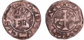 Louis VI (1108-1137) - Denier de Dreux - 1er type
A/ + LVDOVICVS REX. Eglise. 
R/ + DRVCAS CASTA Croix cantonnée d'un Omega aux 1er et 4ème cantons....