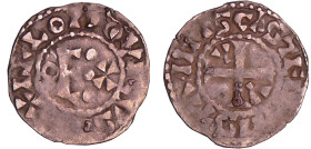 Louis VI (1108-1137) - Denier d'Etampes - 4ème type
A/ + LODOVICVS REX I. Grand E accosté à gauche d'un annelet, à droite de trois besants posés en p...