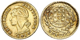 1910. Portugal. 1 escudo. (Gomes falta). 1,04 g. Prueba en oro. Ex Áureo & Calicó 11/12/2014, nº 1144. Rara. MBC+.