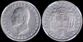 GREECE: 1 Drachma (1962) in copper-nickel. Head of King Paul facing left and inscription "ΠΑΥΛΟΣ ΒΑΣΙΛΕΥΣ ΤΩΝ ΕΛΛΗΝΩΝ" on obverse. Inside slab by NGC ...