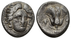 Islands off Caria. Rhodos circa 316-304 BC. Didrachm AR (19mm, 6.7 g) Head of Helios facing slightly right / Rose with bud.