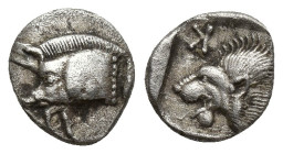 Kyzikos. AR Obol. Circa 450-400 BC (9.5mm, 0.9 g). Forepart of boar left, tunny upward to right; Rev.: Head of roaring lion left; retrograde K at uppe...