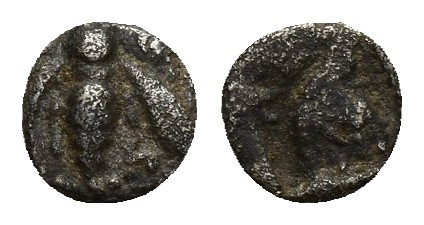 IONIA, Ephesos. Circa 550-500 BC. AR Twenty-fourth stater – Obol (5mm, 0.3 g). B...