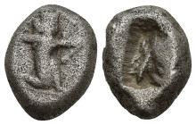 PERSIA. Achaemenid Empire. Time of Darios I-Xerxes I. Circa 505-480 BC. AR Siglos (14mm, 5 g). Persian king or hero in kneeling/running stance right, ...