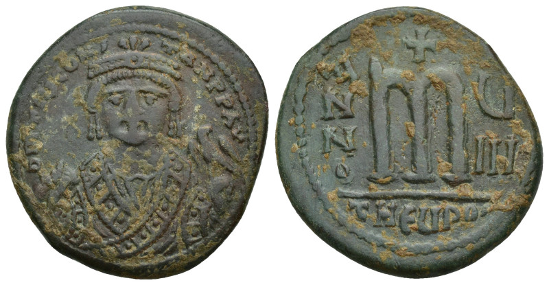 Tiberius II Constantine AD 578-582. Theoupolis (Antioch) Follis Æ (29mm, 12.1 g)...