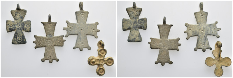 Cross pendant lot 4 pieces SOLD AS SEEN NO RETURNS.