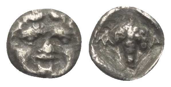 Thrakien. Maroneia.

 Hemiobol (Silber). Ca. 398 - 385 v. Chr.
Vs: Gorgonenha...