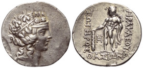 Inseln vor Thrakien. Thasos.

 Tetradrachme (Silber). Ca. 148 - 90 v. Chr.
Vs: Kopf des Dionysos mit Efeukranz und Tainia rechts.
Rs: Jugendlicher...