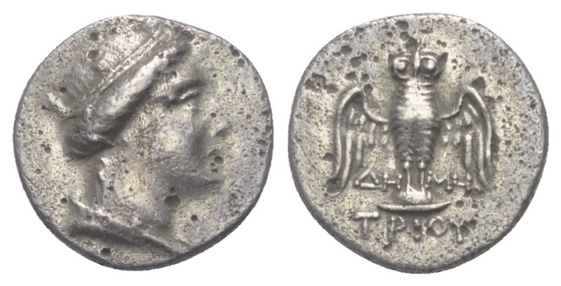 Pontos. Amisos.

 Hemidrachme oder Triobol (Silber). Ca. 300 - 125 v. Chr.
Vs...