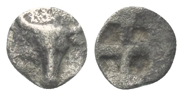 Troas. Lamponeia.

 Hemiobol (Silber). Ca. 500 - 450 v. Chr.
Vs: Stierkopf en...